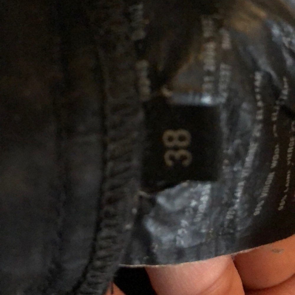 Prada pants - Picture 4 of 8